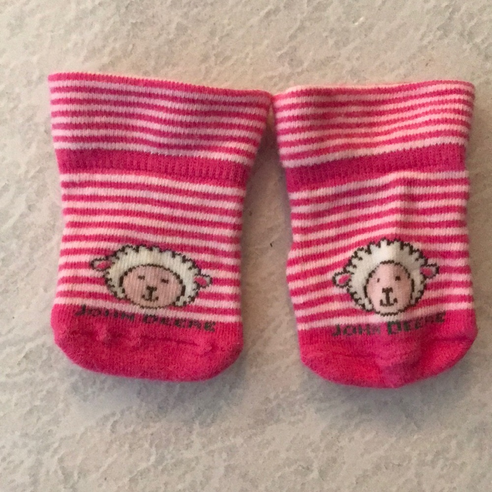 Baby girl John Deere socks  🐑 🚜